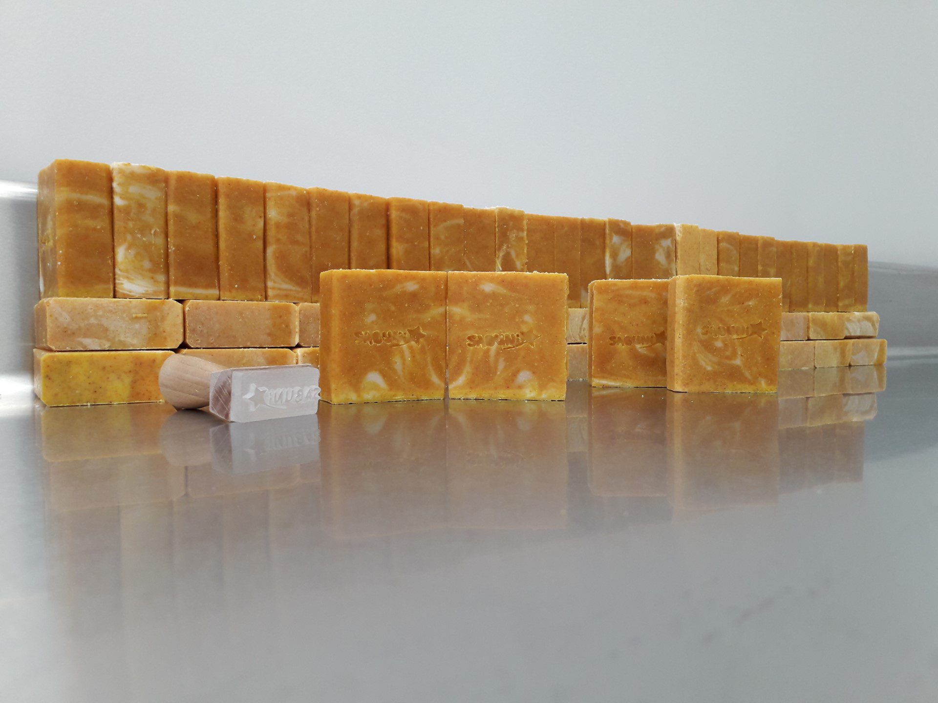 Savon WATOTO : Peaux délicates - Calendula – Image 5