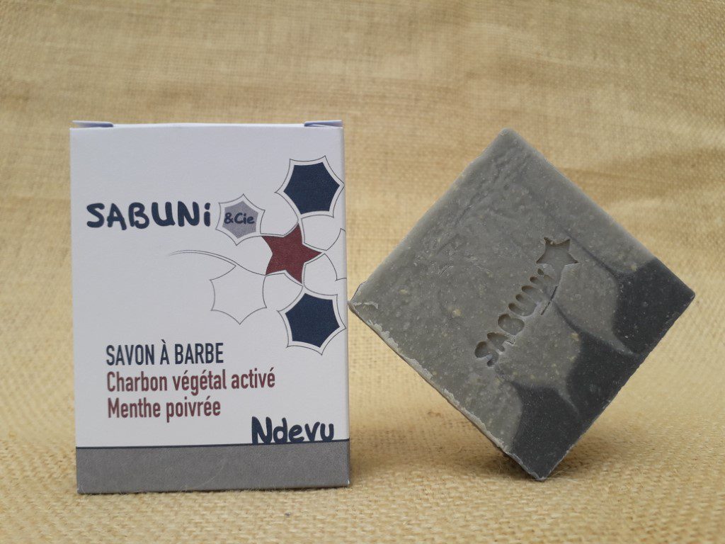 Savon à barbe NDEVU : Menthe poivrée - Charbon végétal activé – Image 2