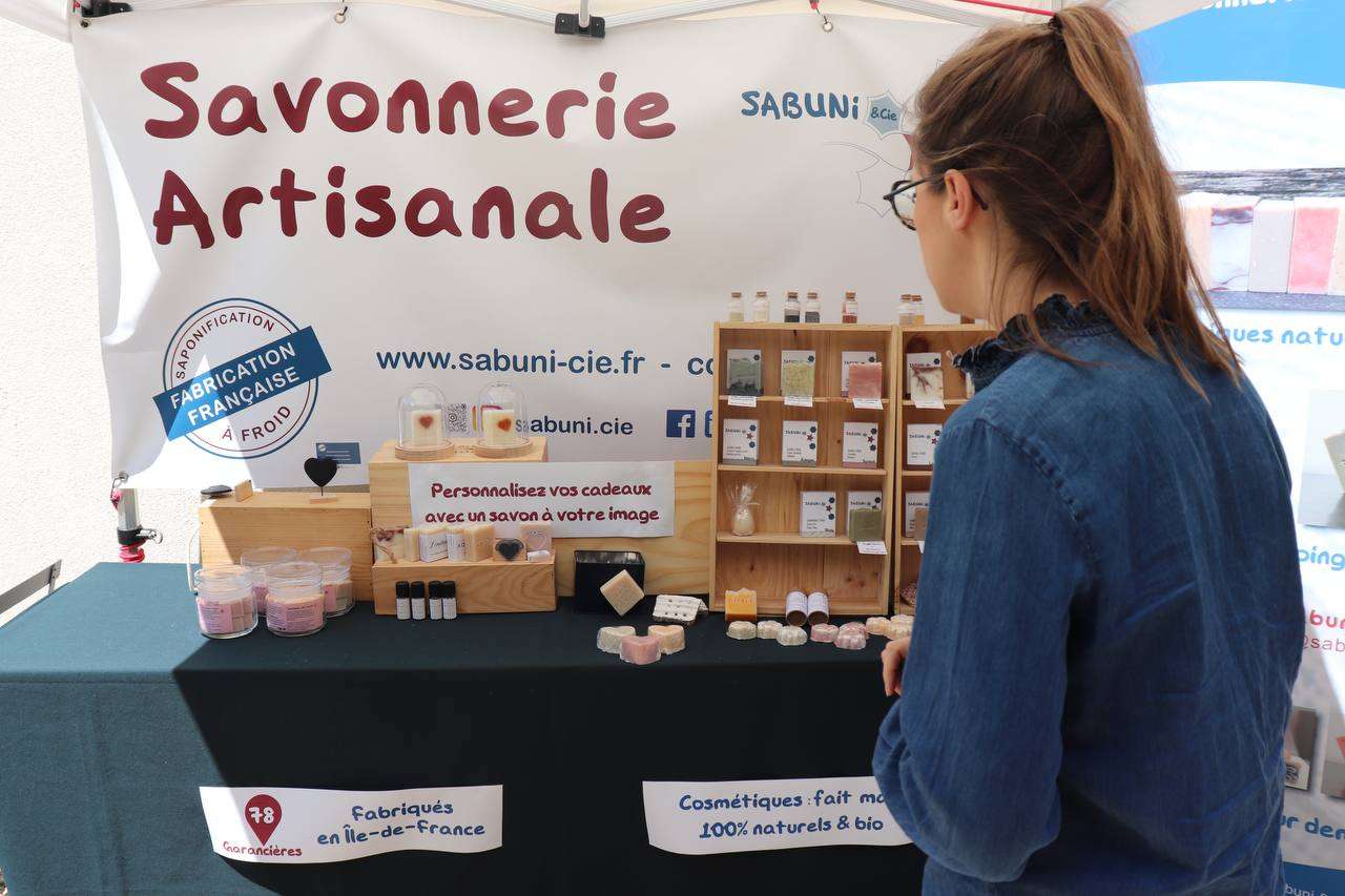 Visite de l&rsquo;atelier par Aurore Bergé et son équipe